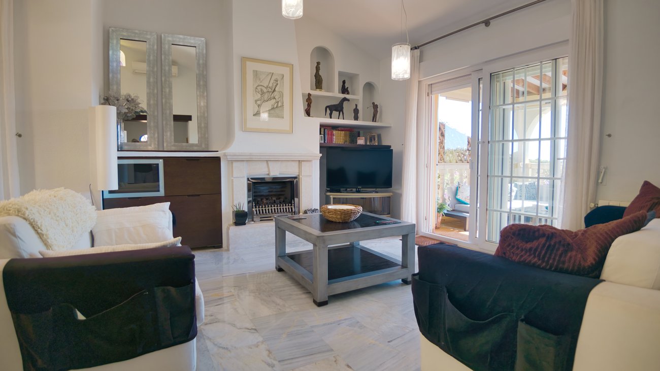 3 Bedroom 2 Bathroom Villa in Las Ramblas Golf - Caza De Casa