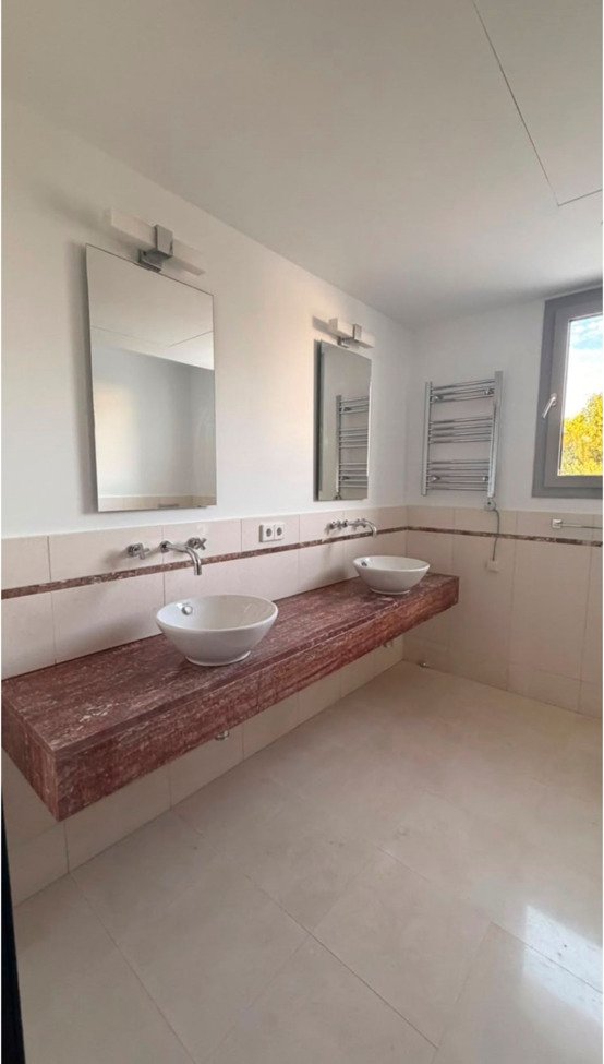 4 Bedroom 6 Bathroom Villa in Marbella - Caza De Casa