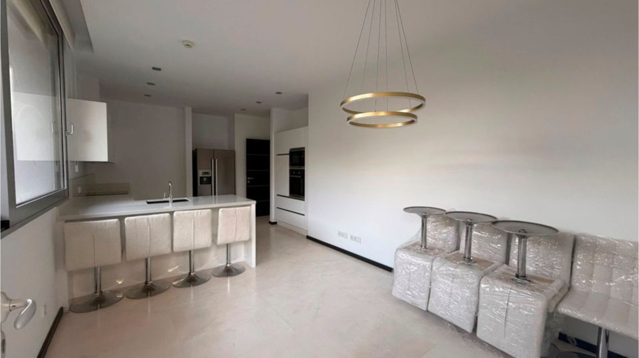 4 Bedroom 6 Bathroom Villa in Marbella - Caza De Casa