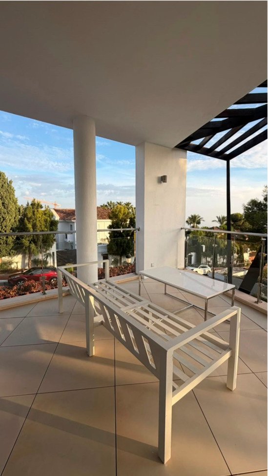 4 Bedroom 6 Bathroom Villa in Marbella - Caza De Casa