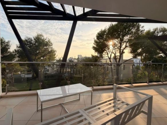 4 Bedroom 6 Bathroom Villa in Marbella - Caza De Casa