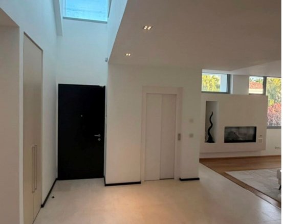 4 Bedroom 6 Bathroom Villa in Marbella - Caza De Casa