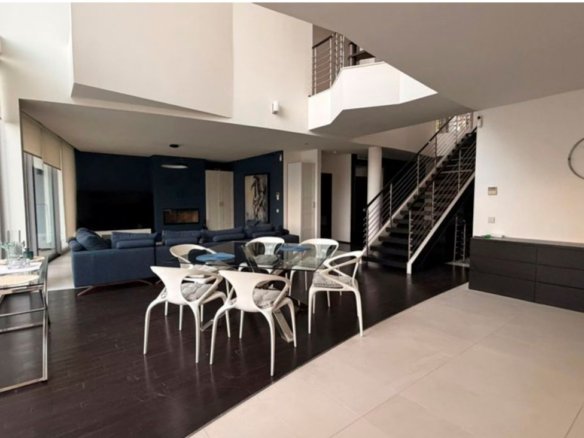5 Bedroom 8 Bathroom Villa in Marbella - Caza De Casa