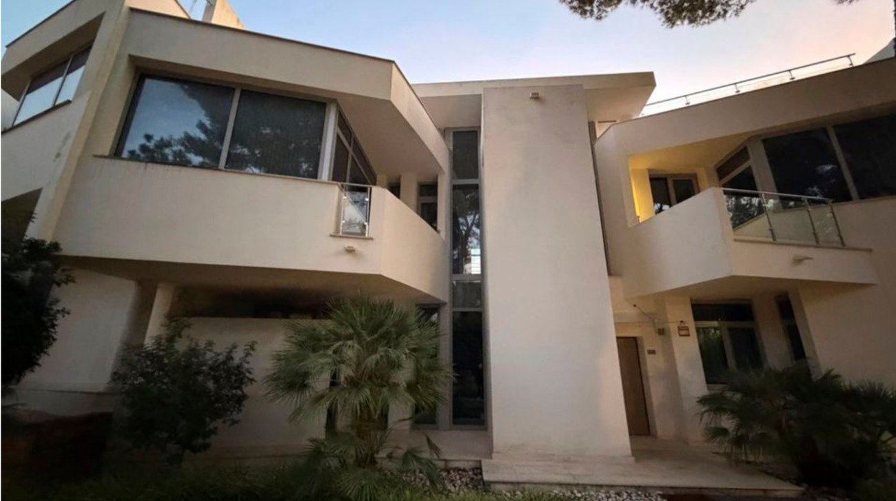 5 Bedroom 8 Bathroom Villa in Marbella - Caza De Casa