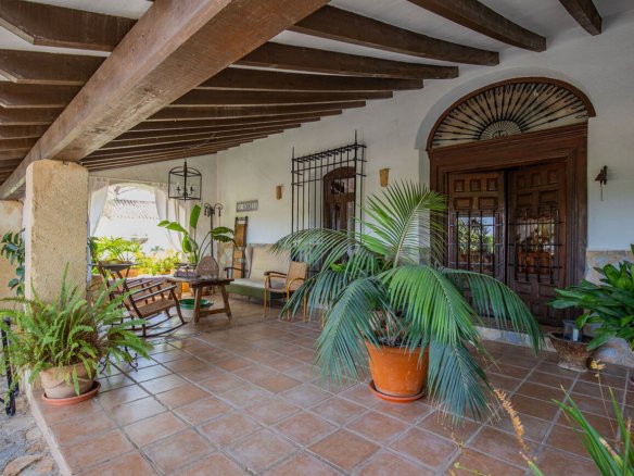 6 Bed 1 Bath Villa in Mula - Caza De Casa