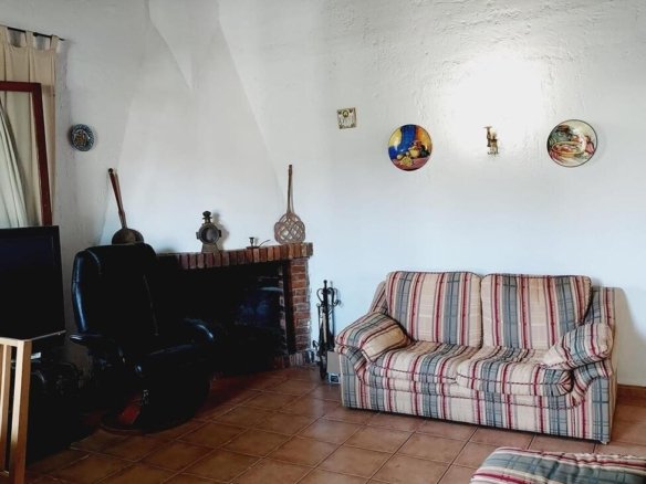 4 Bedroom 2 Bathroom Villa in Orihuela Costa - Caza De Casa