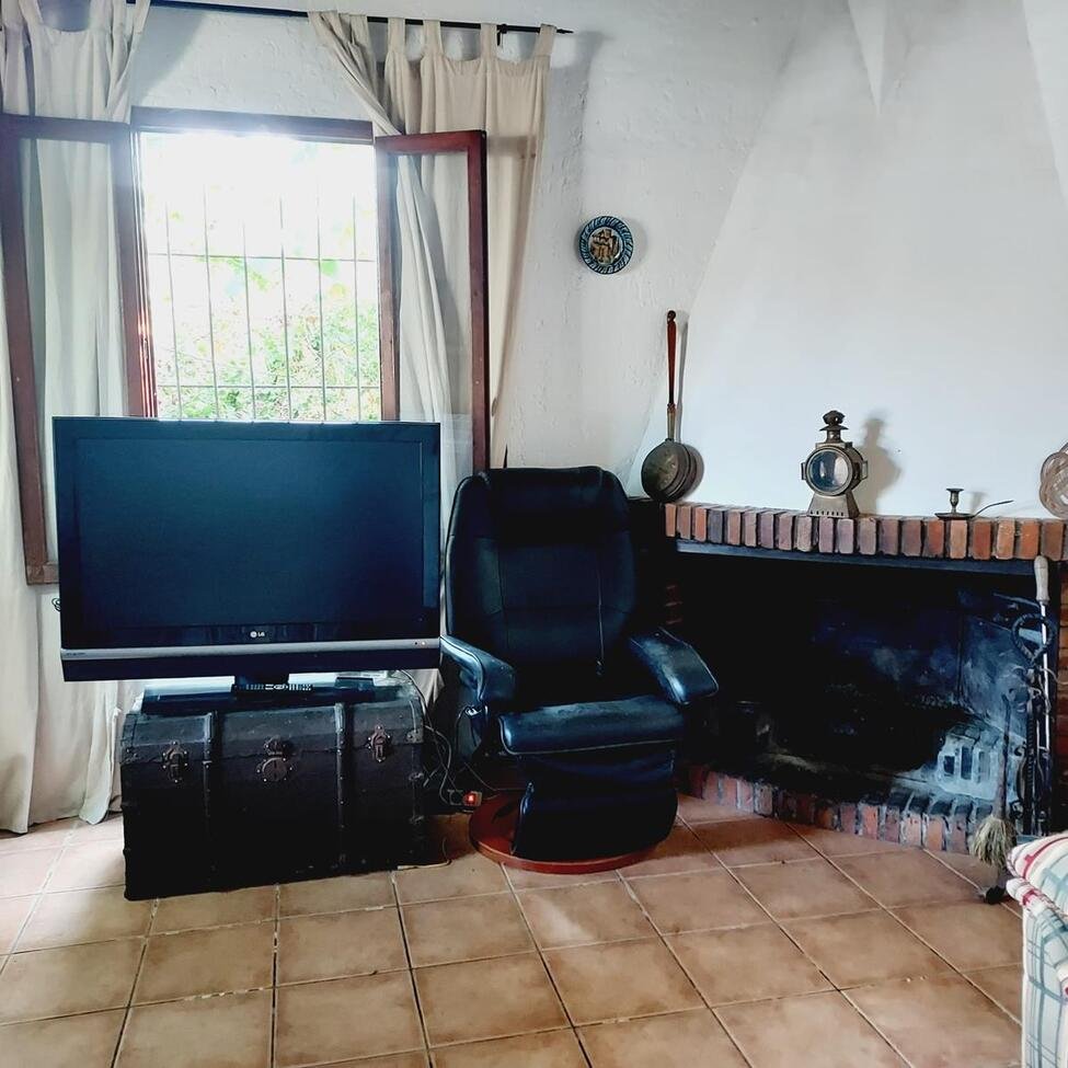 4 Bedroom 2 Bathroom Villa in Orihuela Costa - Caza De Casa