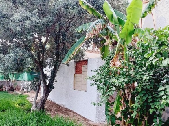 4 Bedroom 2 Bathroom Villa in Orihuela Costa - Caza De Casa