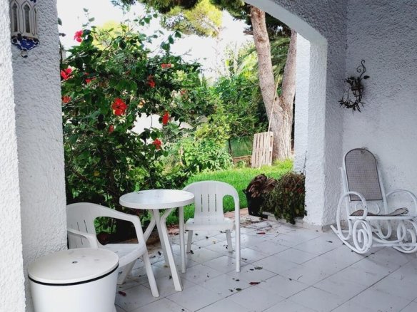 4 Bedroom 2 Bathroom Villa in Orihuela Costa - Caza De Casa