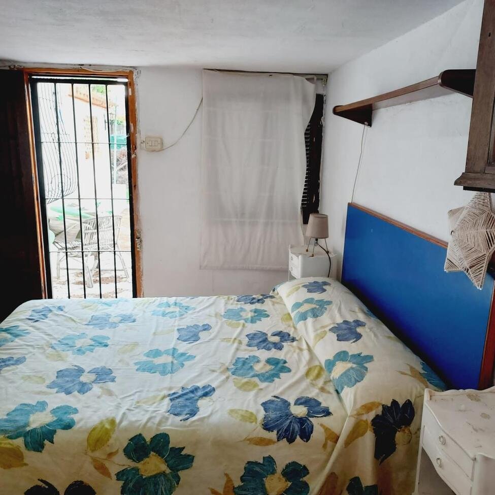 4 Bedroom 2 Bathroom Villa in Orihuela Costa - Caza De Casa