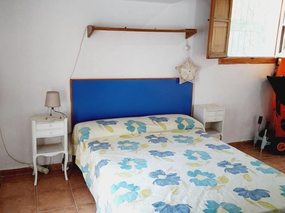 4 Bedroom 2 Bathroom Villa in Orihuela Costa - Caza De Casa