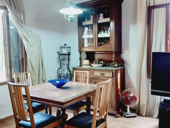 4 Bedroom 2 Bathroom Villa in Orihuela Costa - Caza De Casa