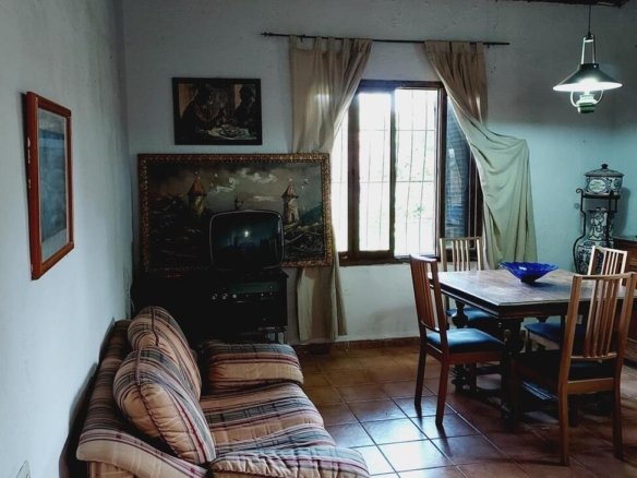 4 Bedroom 2 Bathroom Villa in Orihuela Costa - Caza De Casa