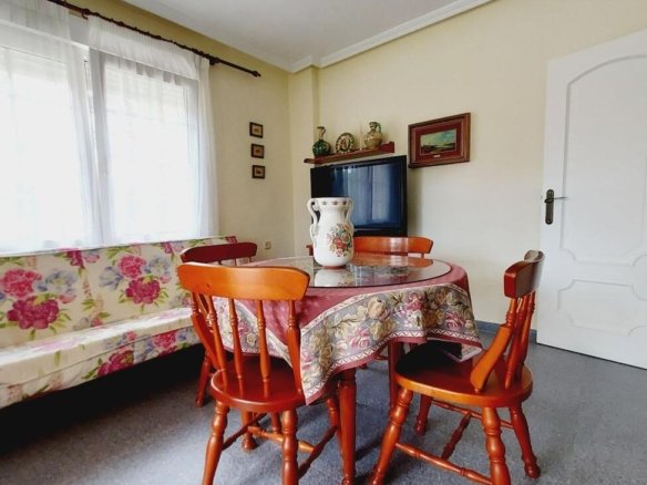 7 Bedroom 3 Bathroom Villa in Orihuela Costa - Caza De Casa