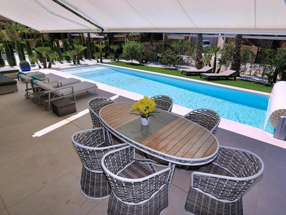 4 Bedroom 3 Bathroom Villa in Orihuela - Caza De Casa