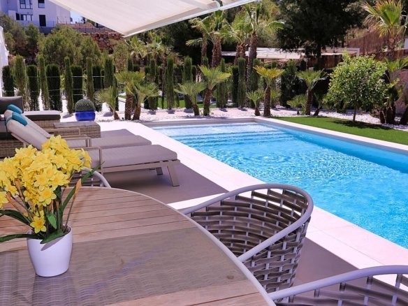 4 Bedroom 3 Bathroom Villa in Orihuela - Caza De Casa