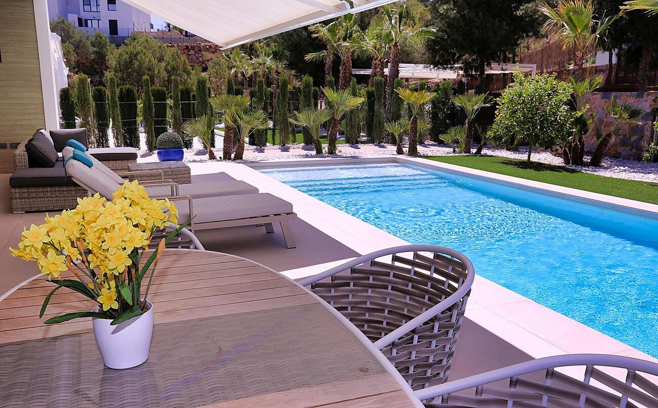 4 Bedroom 3 Bathroom Villa in Orihuela - Caza De Casa