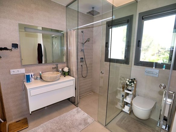 4 Bedroom 3 Bathroom Villa in Orihuela - Caza De Casa