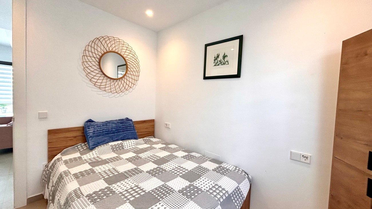 3 Bedroom 2 Bathroom Villa in San Miguel de Salinas - Caza De Casa