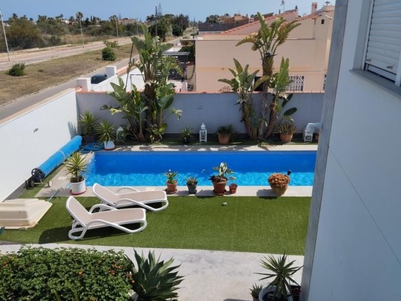 2 Bedroom 2 Bathroom Villa in Torrevieja - Caza De Casa