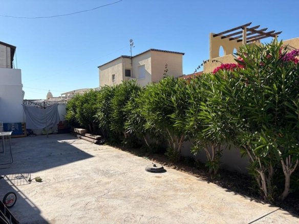 2 Bedroom 2 Bathroom Villa in Torrevieja - Caza De Casa