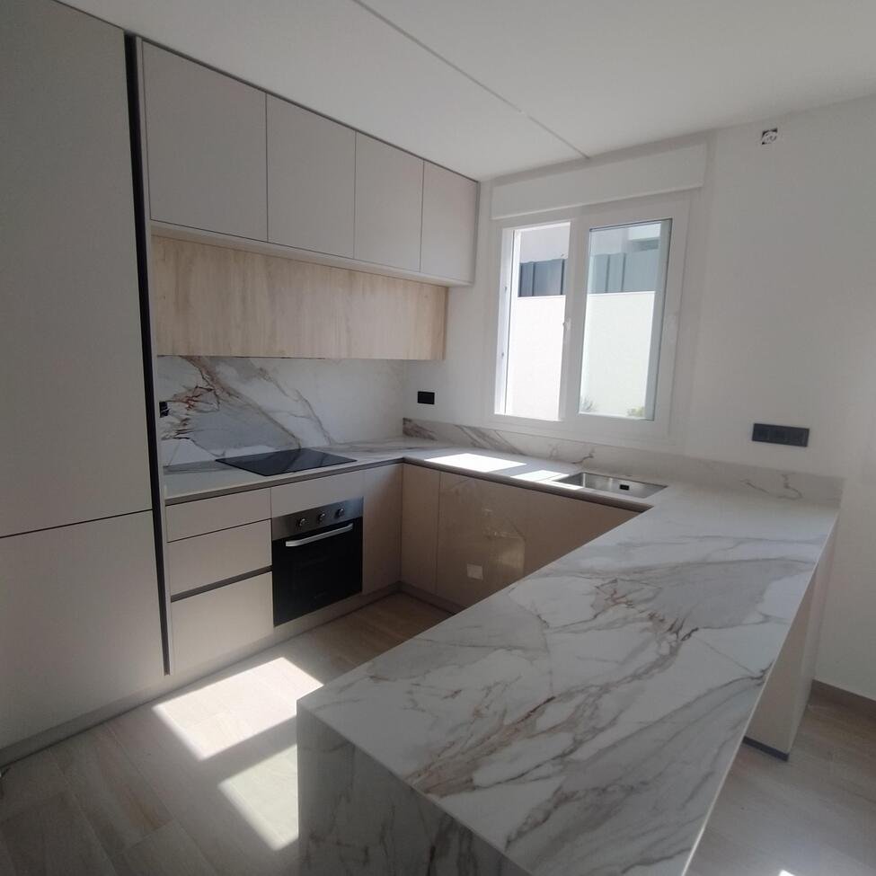 3 Bedroom 2 Bathroom Villa Penthouse in Torrevieja - Caza De Casa
