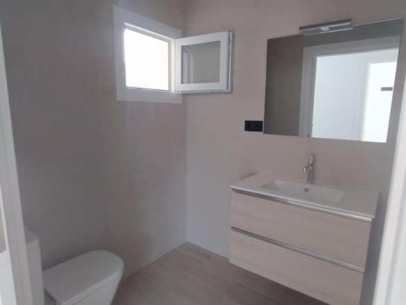 3 Bedroom 2 Bathroom Villa Penthouse in Torrevieja - Caza De Casa