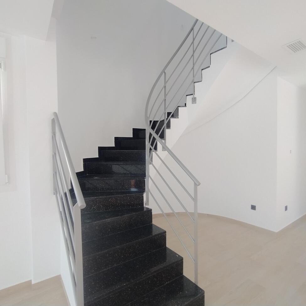 3 Bedroom 2 Bathroom Villa Penthouse in Torrevieja - Caza De Casa