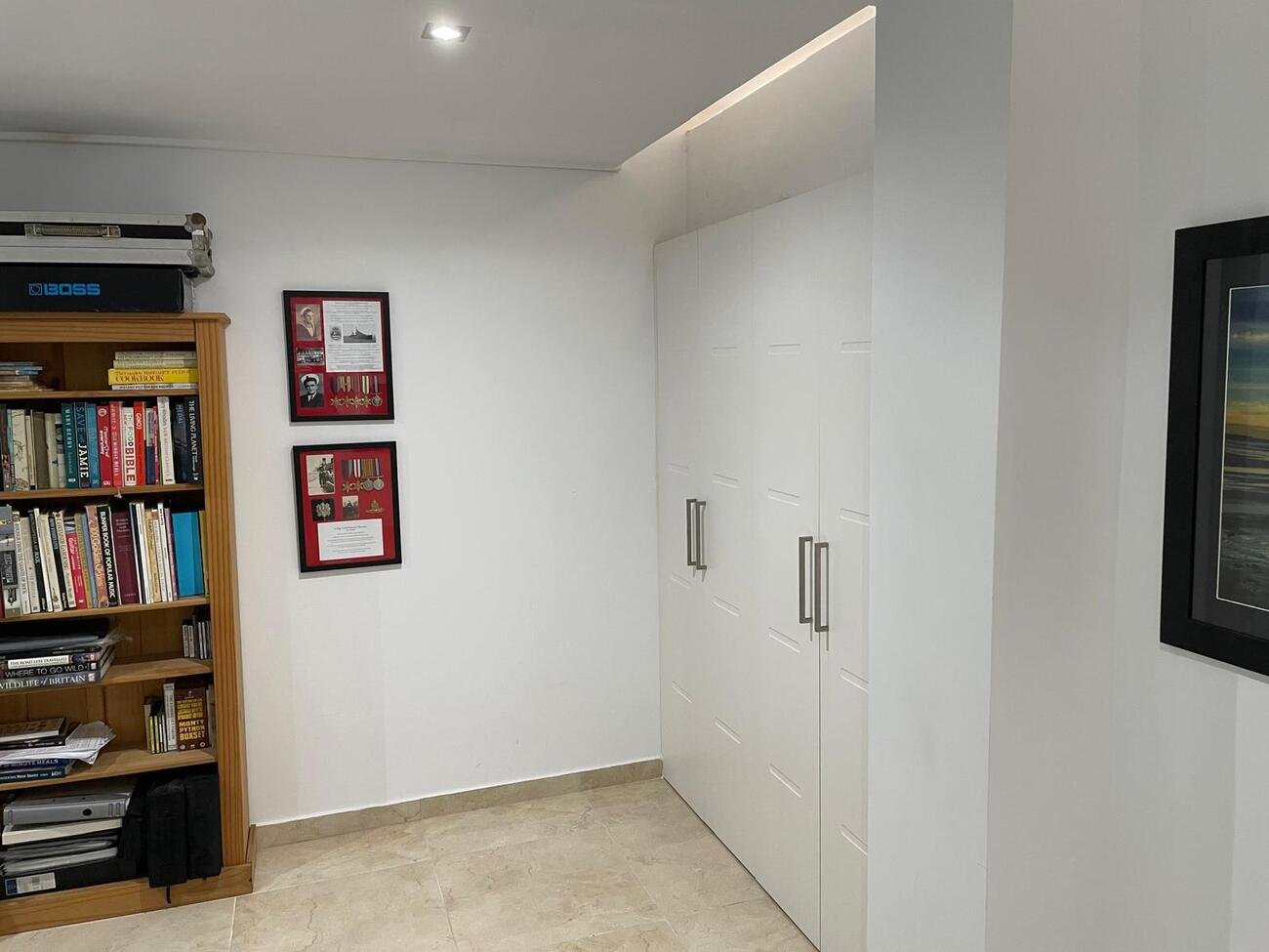 5 Bedroom 4 Bathroom Villa in Villamartin - Caza De Casa