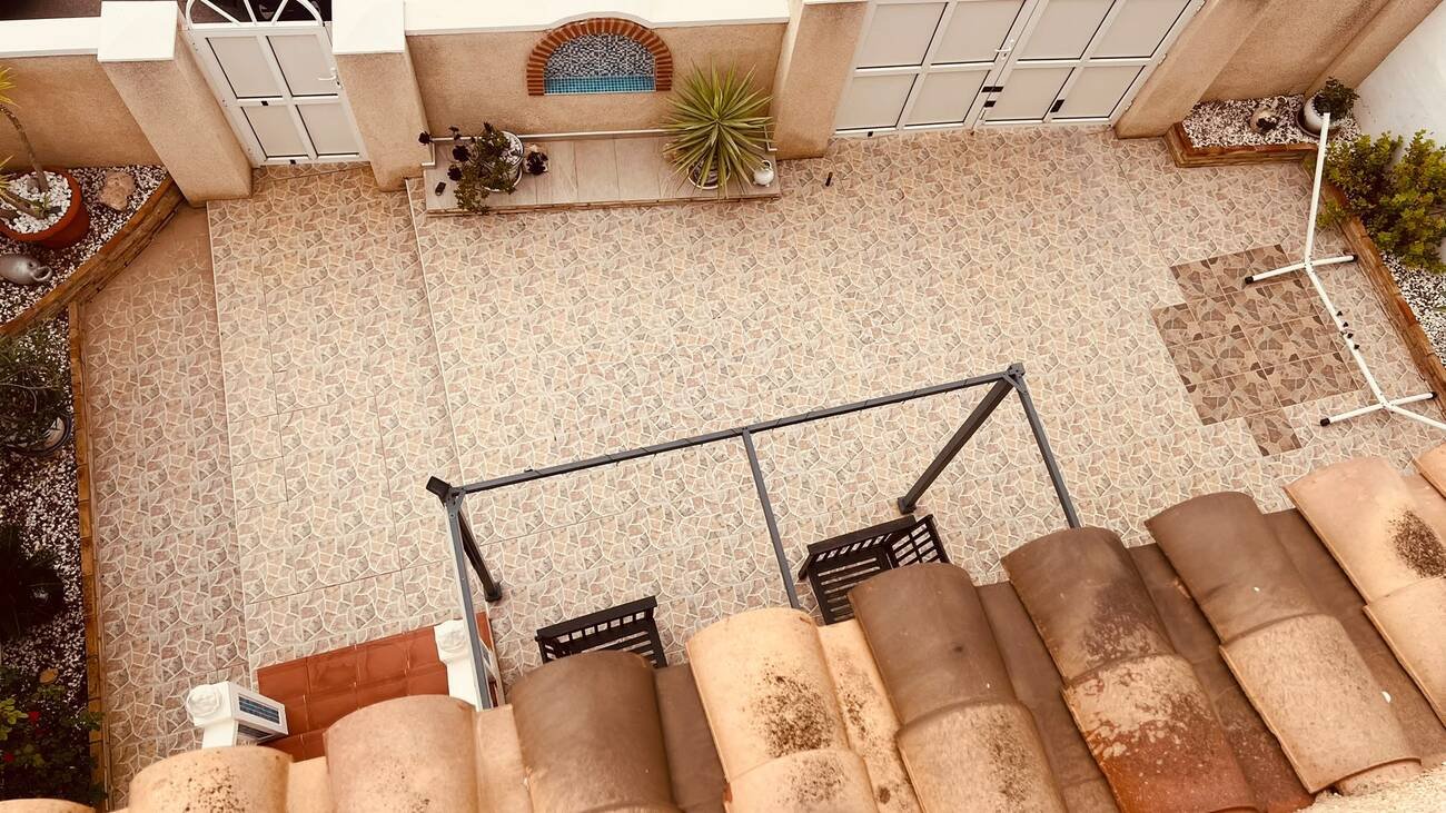 3 Bedroom 2 Bathroom Villa in Villamartin - Caza De Casa