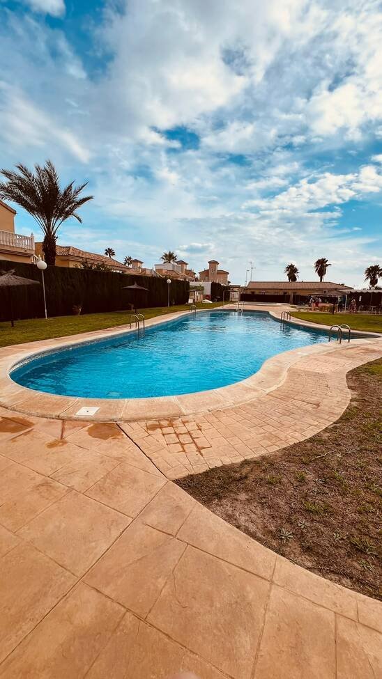 3 Bedroom 2 Bathroom Villa in Villamartin - Caza De Casa