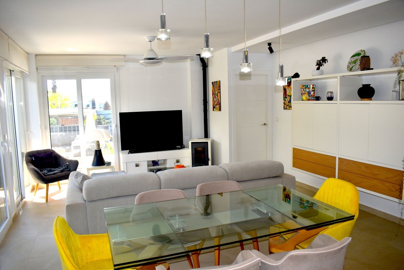 3 Bed 2 Bath Villa in Vistabella Golf Entre Naranjos - Caza De Casa