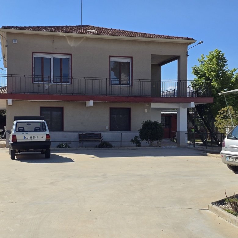 6 Bedroom 2 Bathroom Detached Villa in Monovar - Caza De Casa