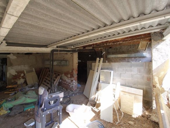 3 Bedroom 2 Bathroom Detached Villa in Petrer - Caza De Casa