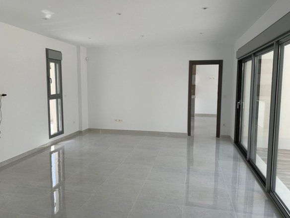 4 Bedroom 3 Bathroom Detached Villa in Pinoso - Caza De Casa