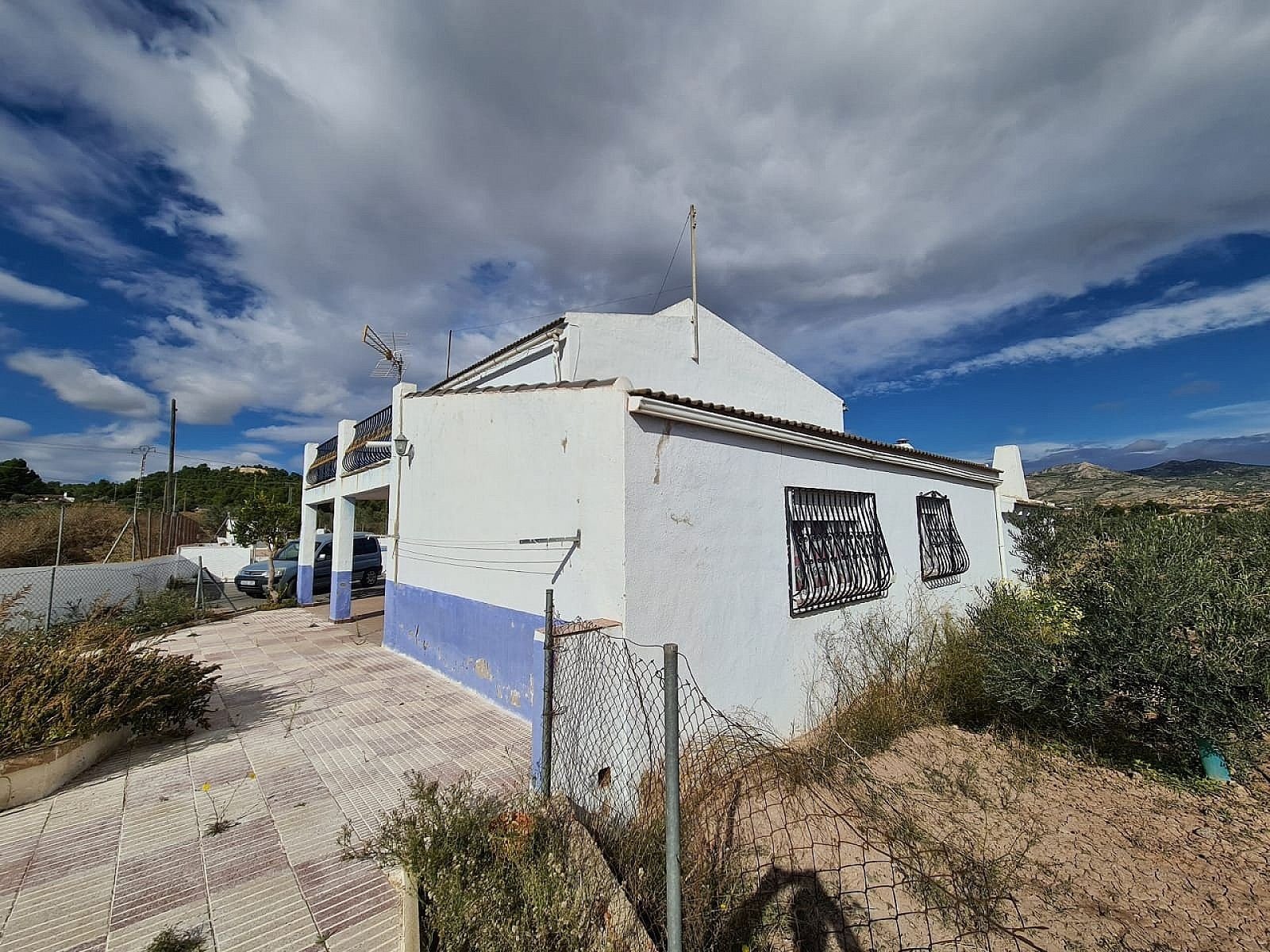 4 Bedroom 2 Bathroom Country house in Sax - Caza De Casa
