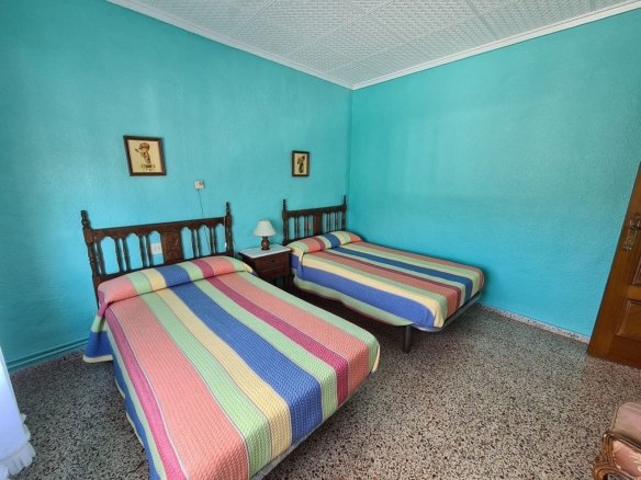 4 Bedroom 2 Bathroom Country house in Sax - Caza De Casa