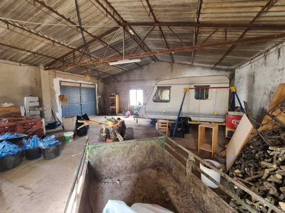 4 Bedroom 2 Bathroom Country house in Sax - Caza De Casa