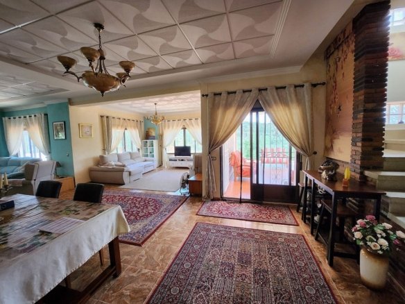 10 Bedroom 6 Bathroom Country house in Jalance - Caza De Casa