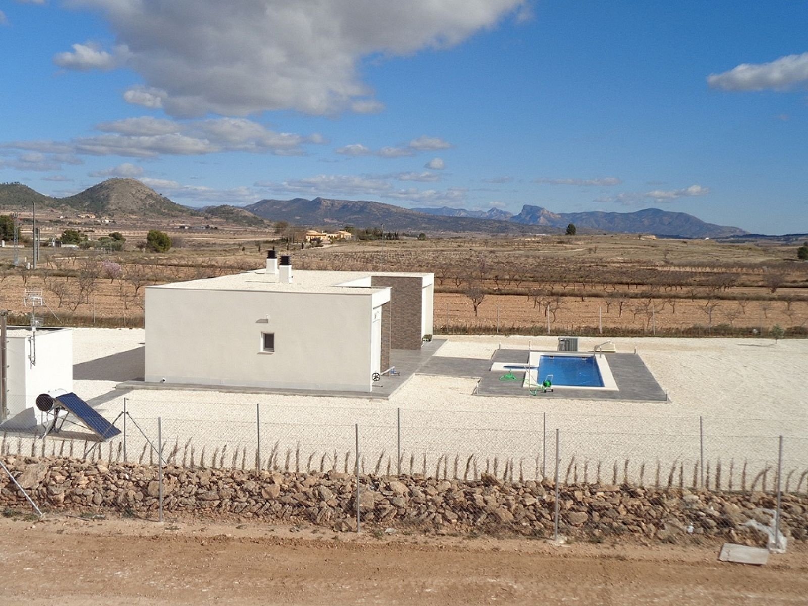 4 Bedroom 3 Bathroom Detached Villa in Pinoso - Caza De Casa