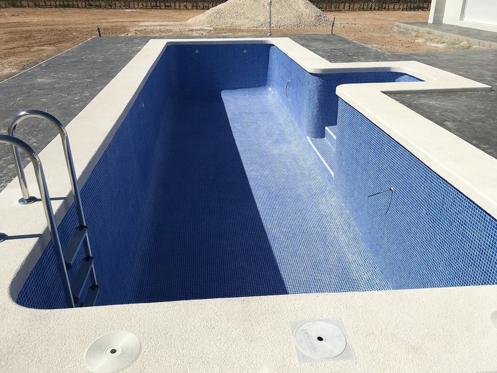 4 Bedroom 3 Bathroom Detached Villa in Pinoso - Caza De Casa