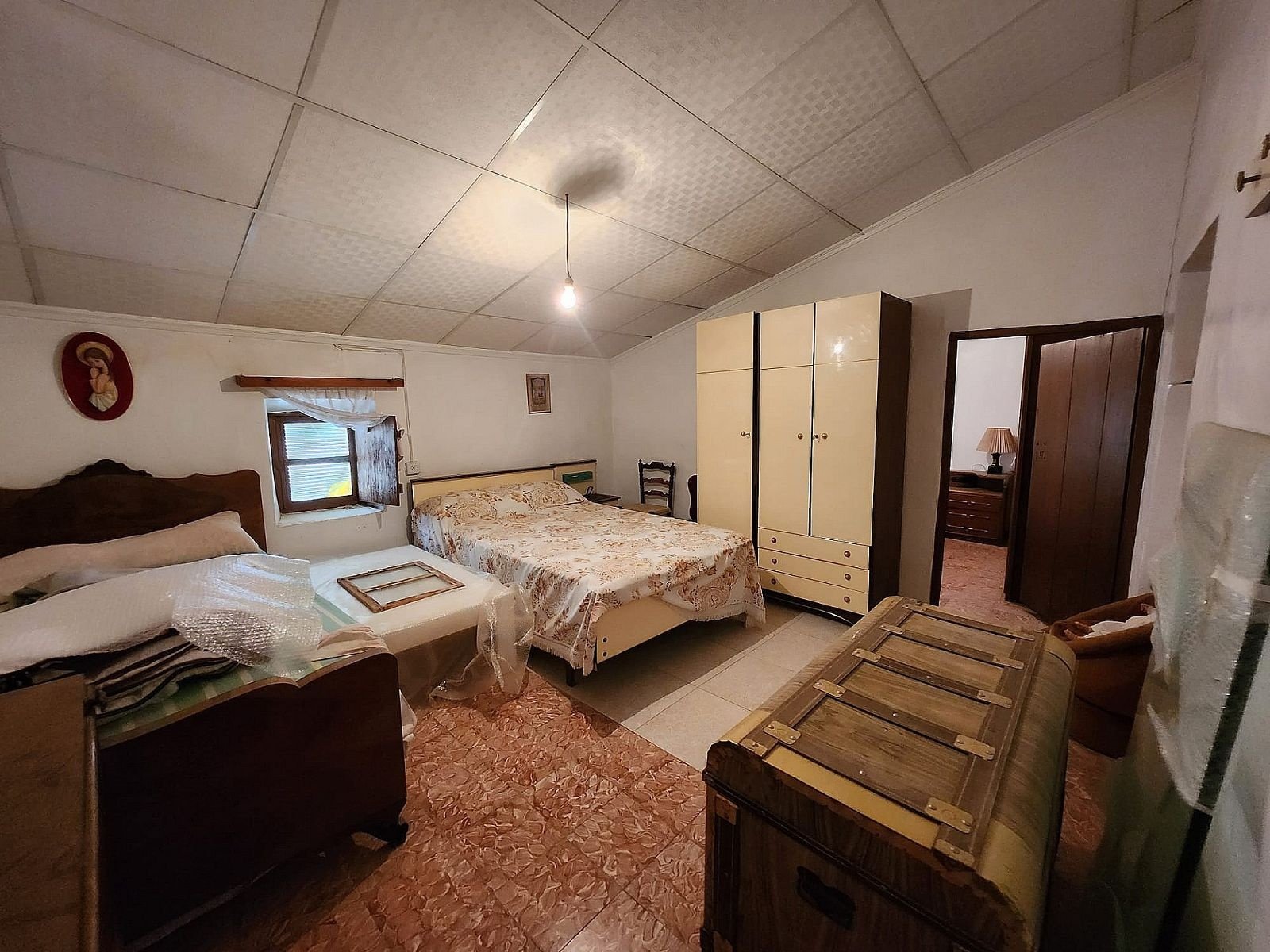 5 Bedroom 1 Bathroom Townhouse in Yecla - Caza De Casa