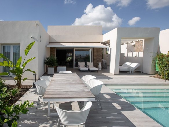 2 Bedroom 2 Bathroom Villa in La Finca Golf Resort - Caza De Casa