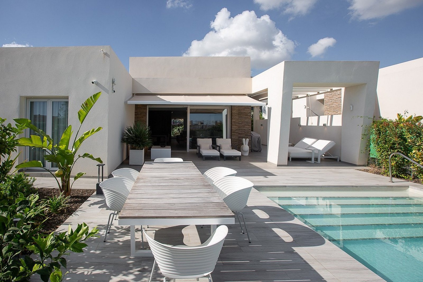 2 Bedroom 2 Bathroom Villa in La Finca Golf Resort - Caza De Casa