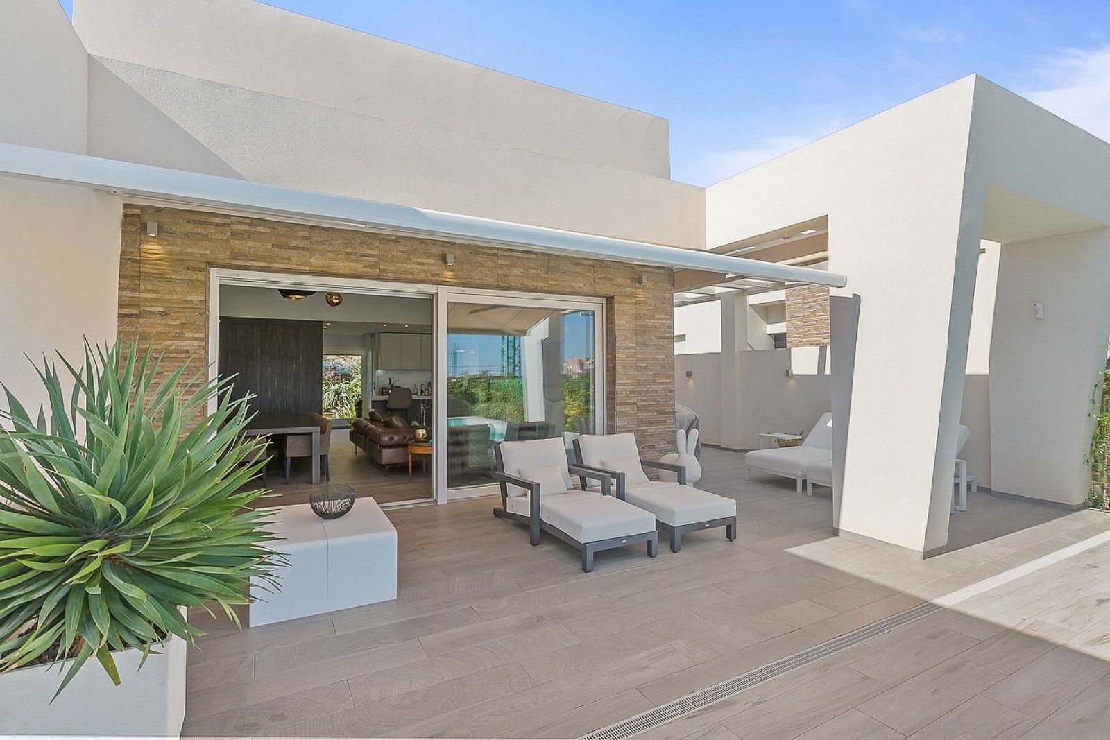 2 Bedroom 2 Bathroom Villa in La Finca Golf Resort - Caza De Casa