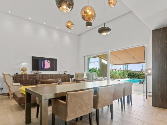 2 Bedroom 2 Bathroom Villa in La Finca Golf Resort - Caza De Casa