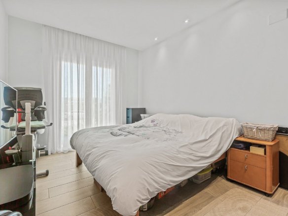 2 Bedroom 2 Bathroom Villa in La Finca Golf Resort - Caza De Casa