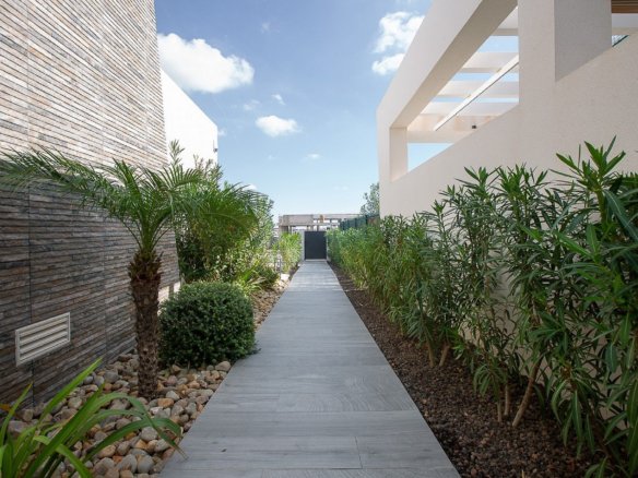 2 Bedroom 2 Bathroom Villa in La Finca Golf Resort - Caza De Casa