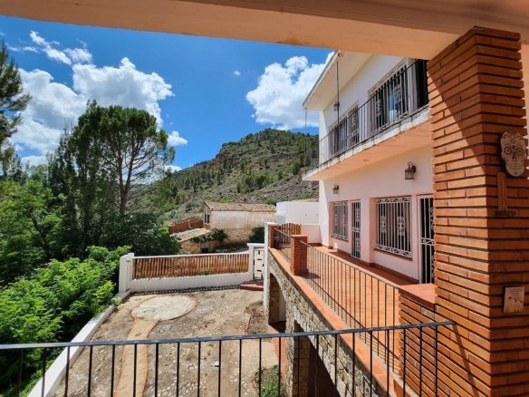 10 Bedroom 6 Bathroom Country house in Jalance - Caza De Casa