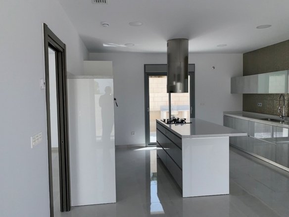 4 Bedroom 3 Bathroom Detached Villa in Pinoso - Caza De Casa
